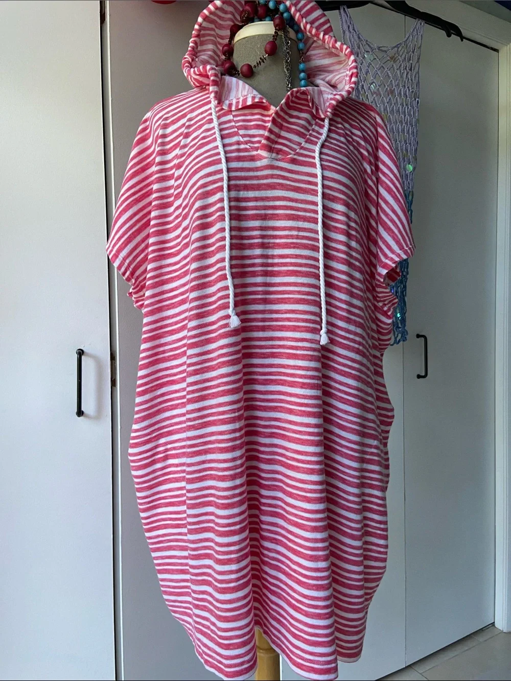Hooded Pink & White Striped Beach Poncho